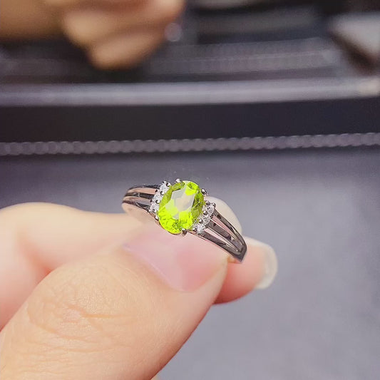 The natural olivine ring