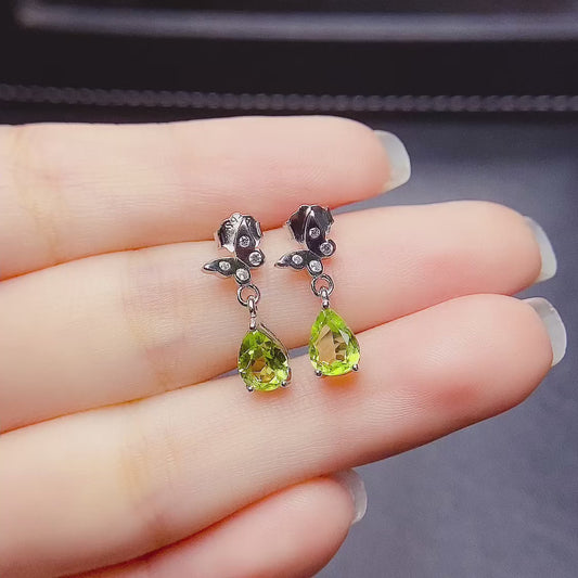 Natural olivine earrings have arrived,