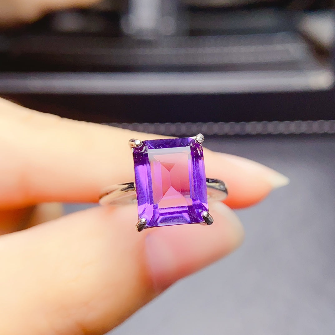 The natural amethyst ring