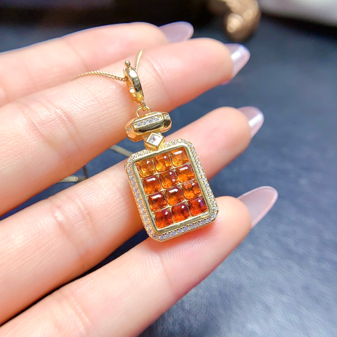 Natural gradient color Fanta garnet pendant