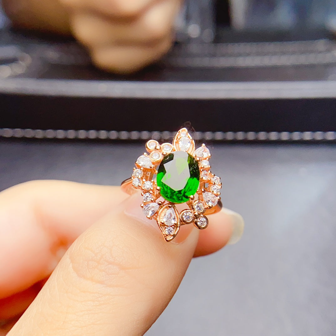 Diopside ring