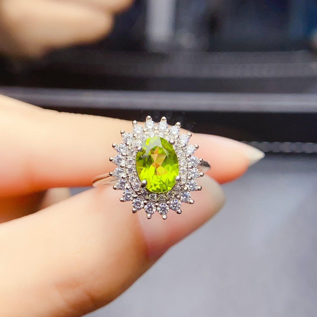 New style olivine ring