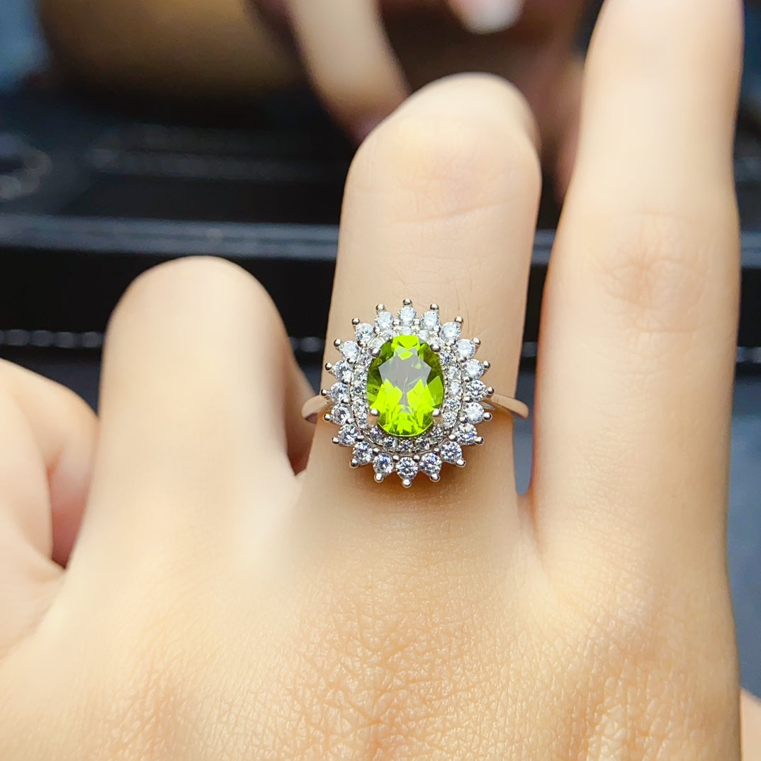 New style olivine ring