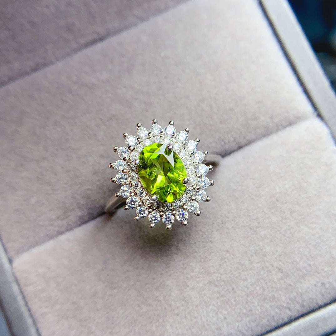 New style olivine ring