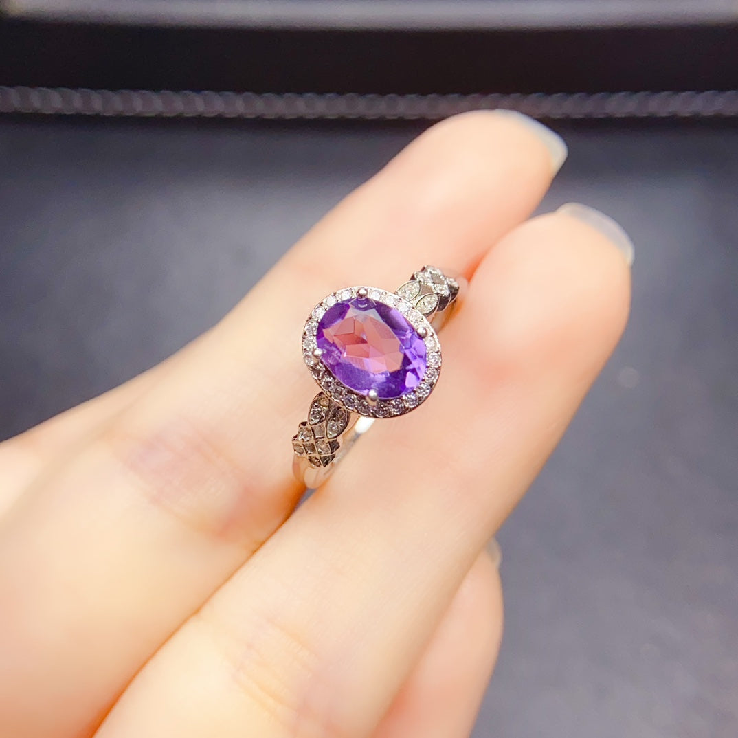 The natural amethyst ring has arrived