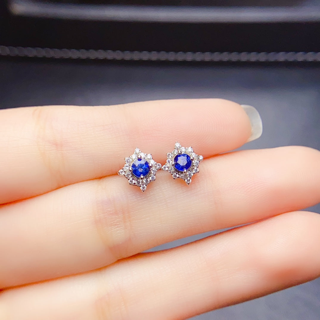 Natural sapphire earrings have arrived