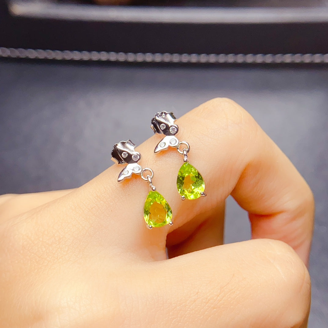 Natural olivine earrings have arrived,