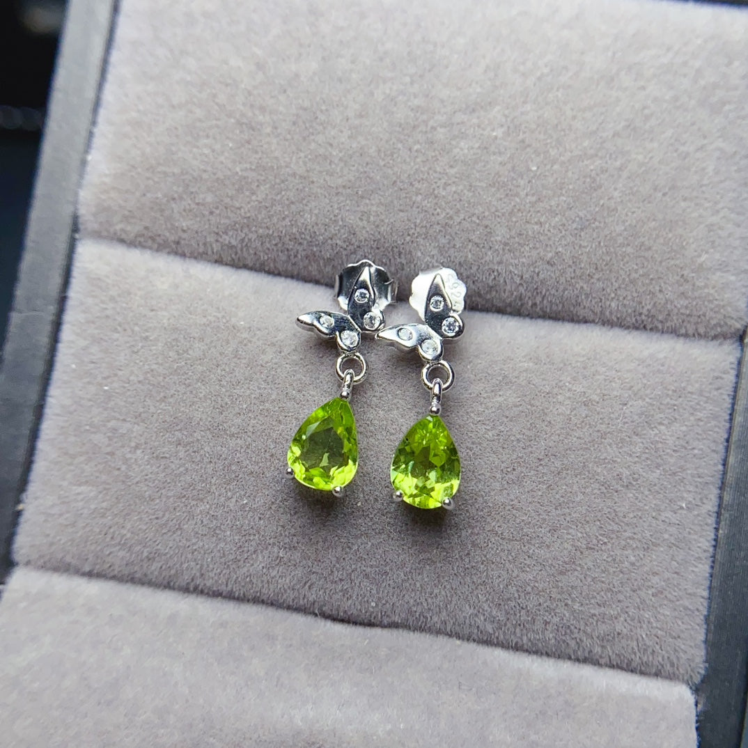 Natural olivine earrings have arrived,