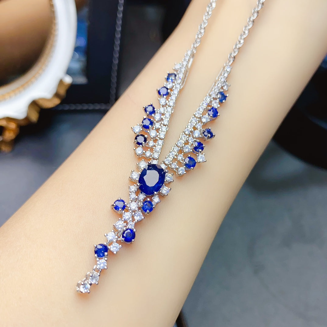 The natural sapphire necklace has arrived